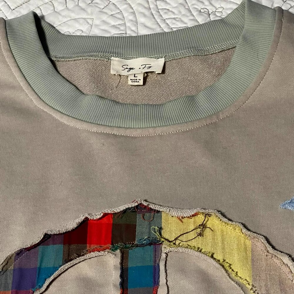 NWOT Sage & Fig Boho Sweatshirt Oversized Peace Applique Size L - Picture 10 of 12
